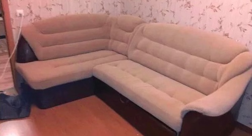 Перетяжка углового дивана. Проспект Славы